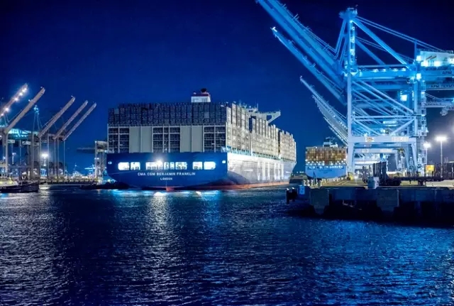 ɼӭ18000TEU