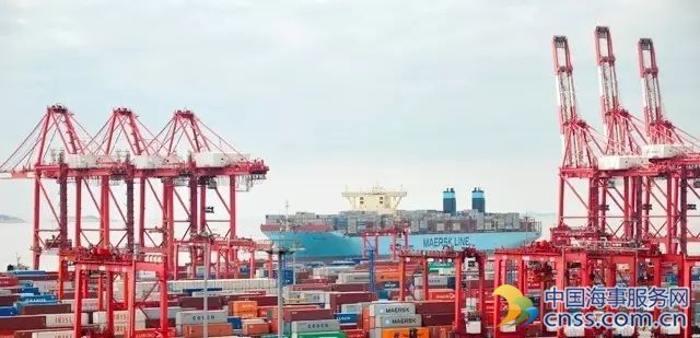 集装箱船舶大型化路变窄